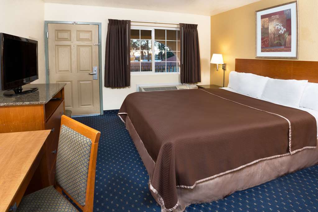 Howard Johnson By Wyndham National City/San Diego South Rom bilde