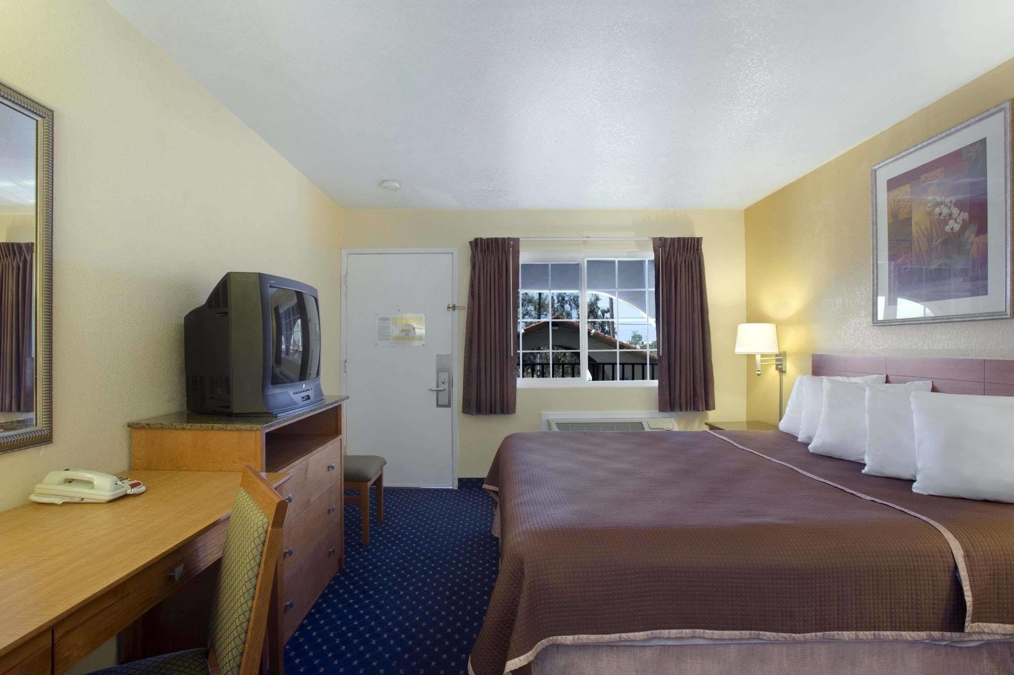 Howard Johnson By Wyndham National City/San Diego South Eksteriør bilde