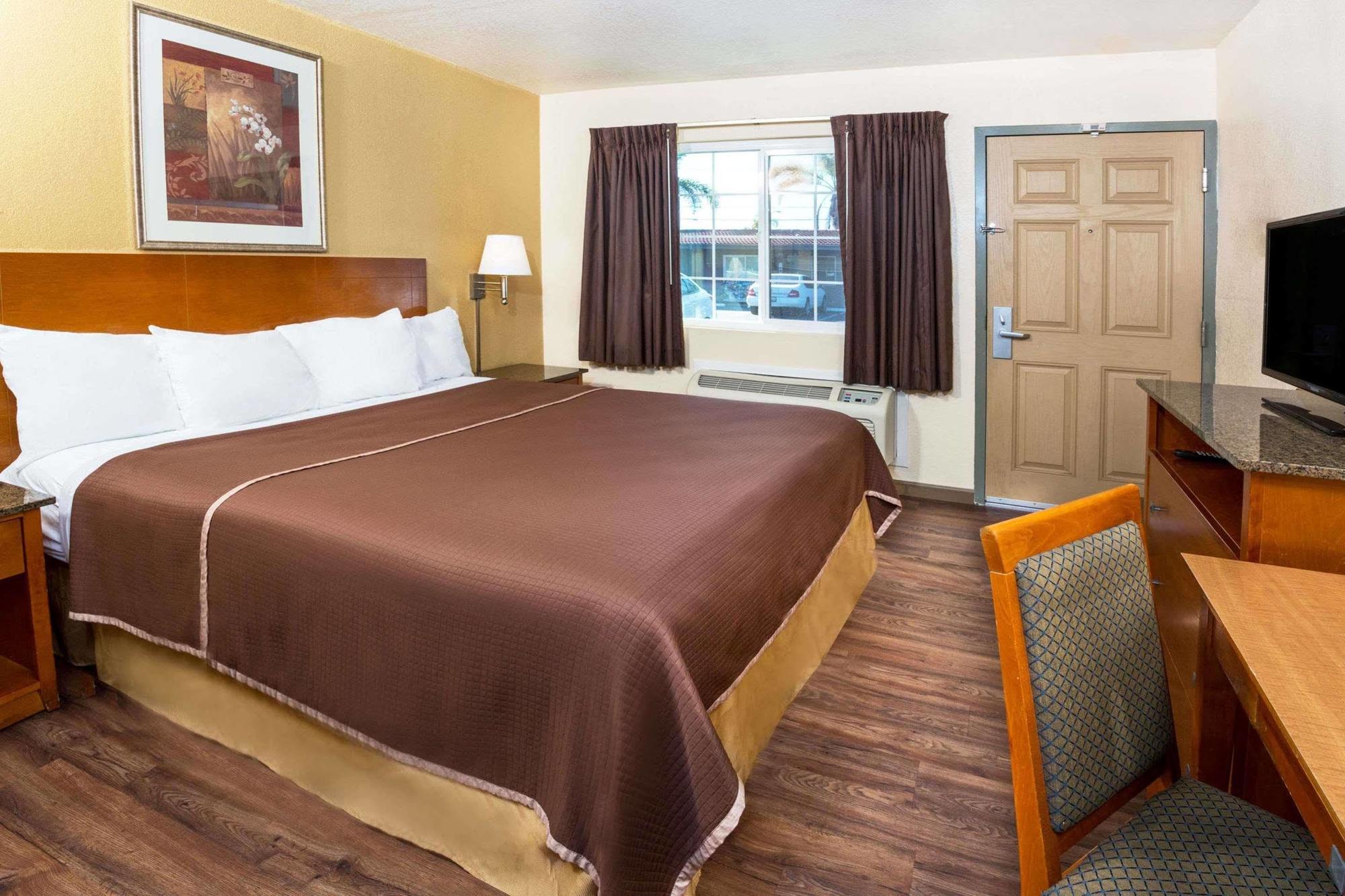Howard Johnson By Wyndham National City/San Diego South Eksteriør bilde